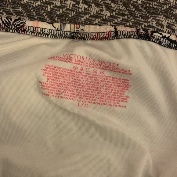 Victoria secret bikini - Picture 3 of 4